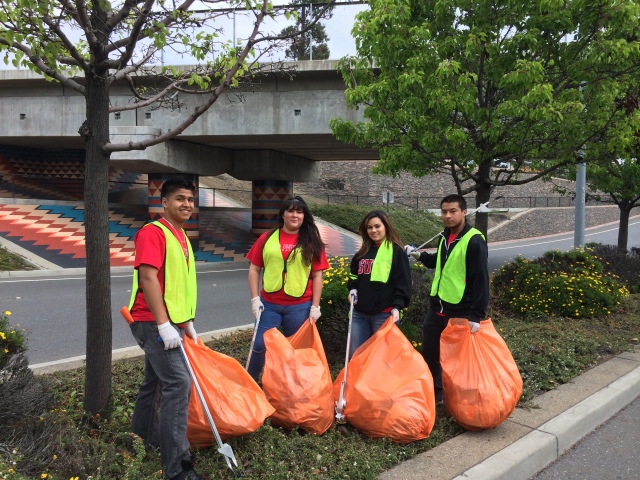 THESE CAL STATE STUDENTS CLEANED FOR TWO HOURS AND THE HARDER UNDERPASS WAS SPOTLESS -- NO LITTER LEFT!